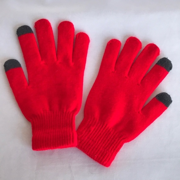Red gloves with two gray fingertips on each hand - Picture 1 of 3